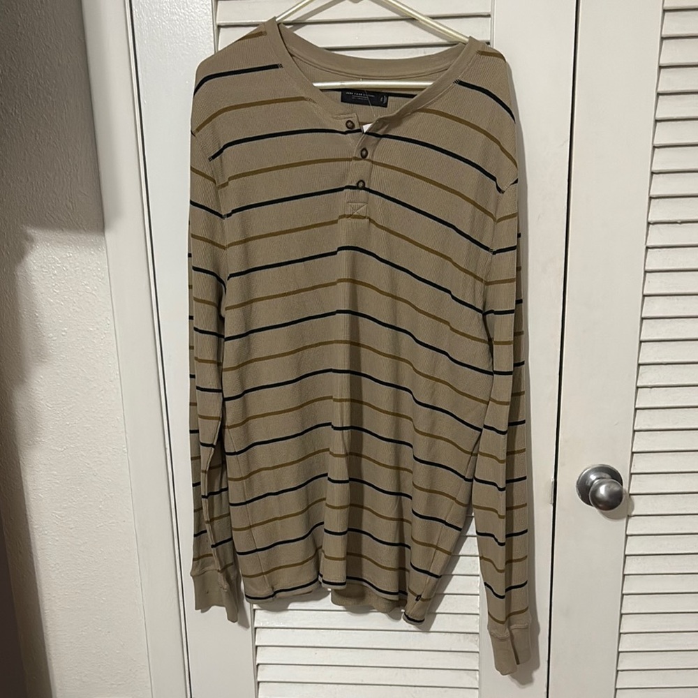 Junk Food Clothing Beige and Black Henley